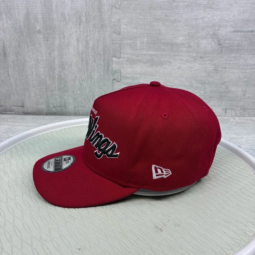 New Era Detroit Red Wings Hat Cap Snapback Mens Red Cotton NHL Hockey 9FIFTY